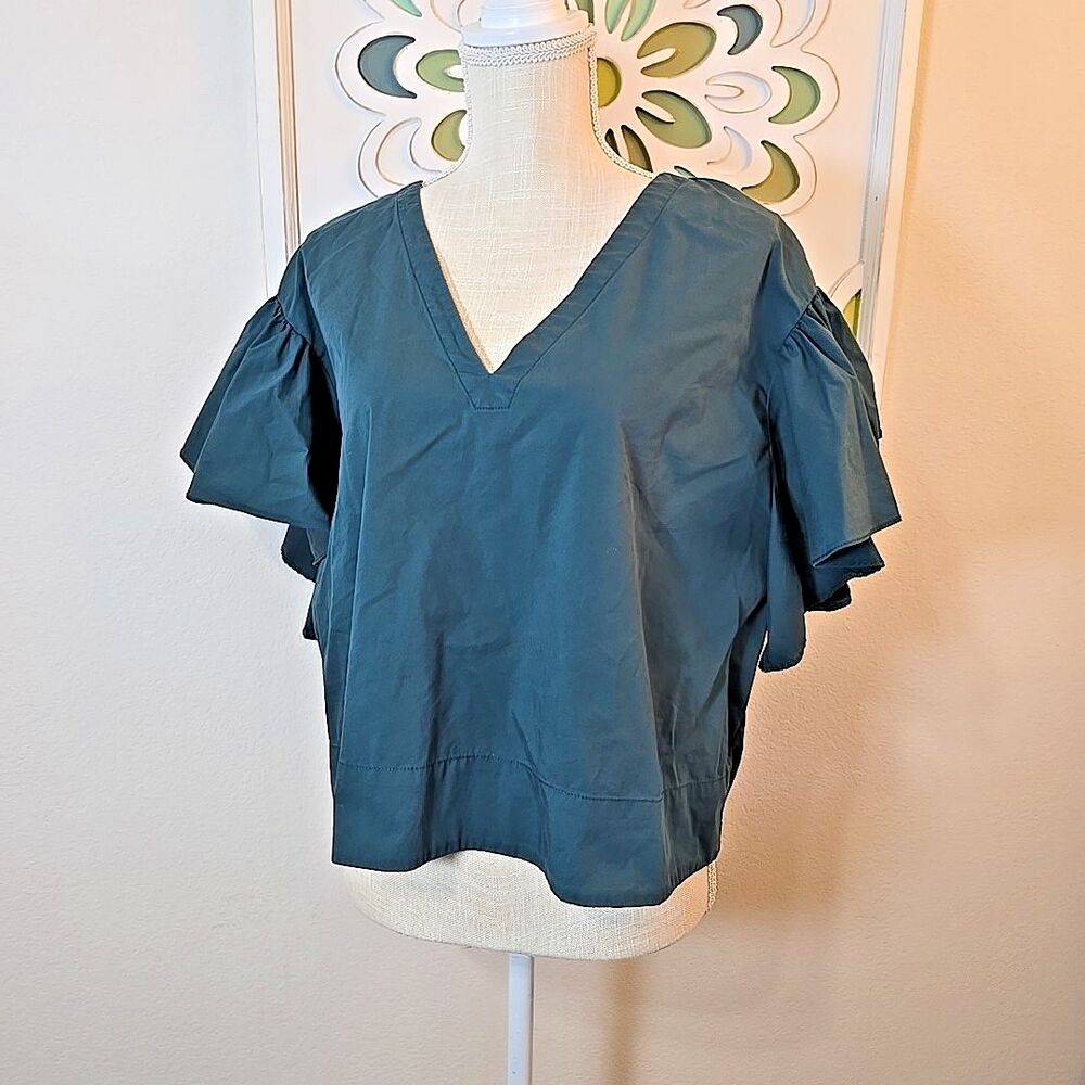 Marc New York Size 1X Crop Blouse Flutter Sleeves Dark Green Back Cut-Out V-neck
